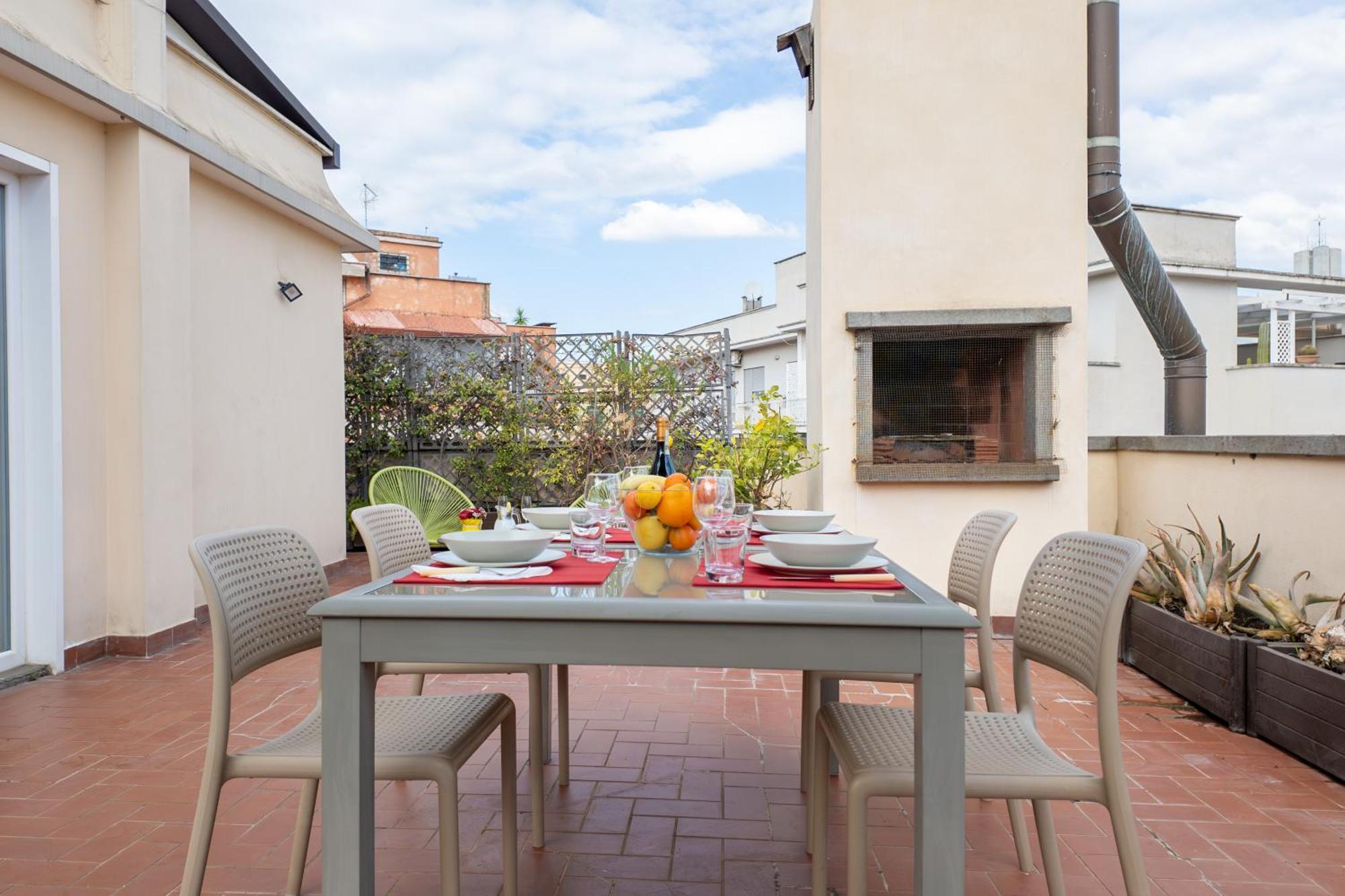 Apartment Con Terrazzo - Vicino Centro Di