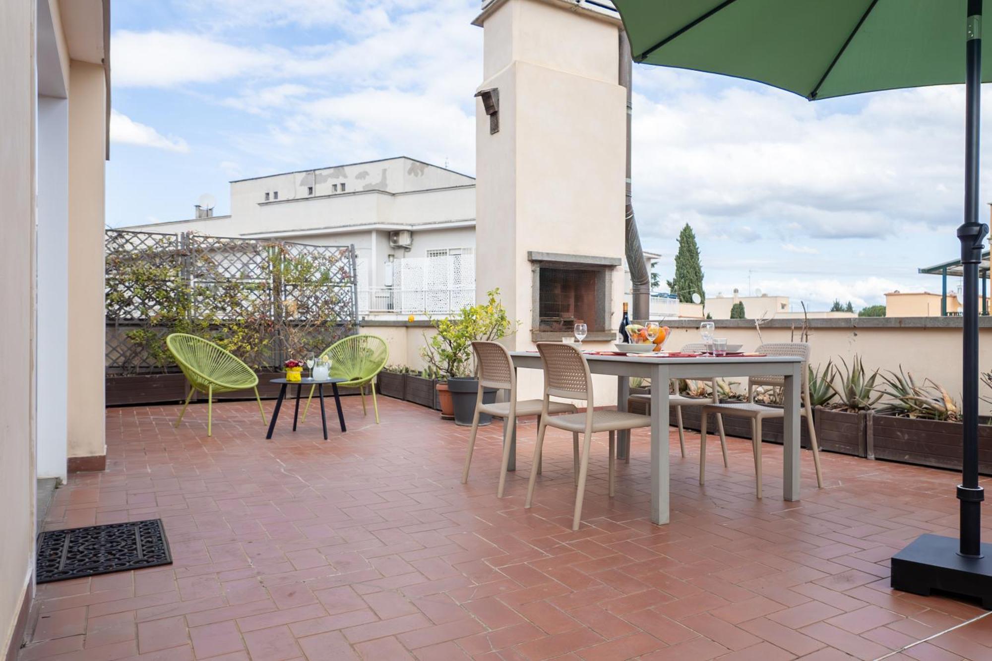 Apartment Con Terrazzo - Vicino Centro Di *