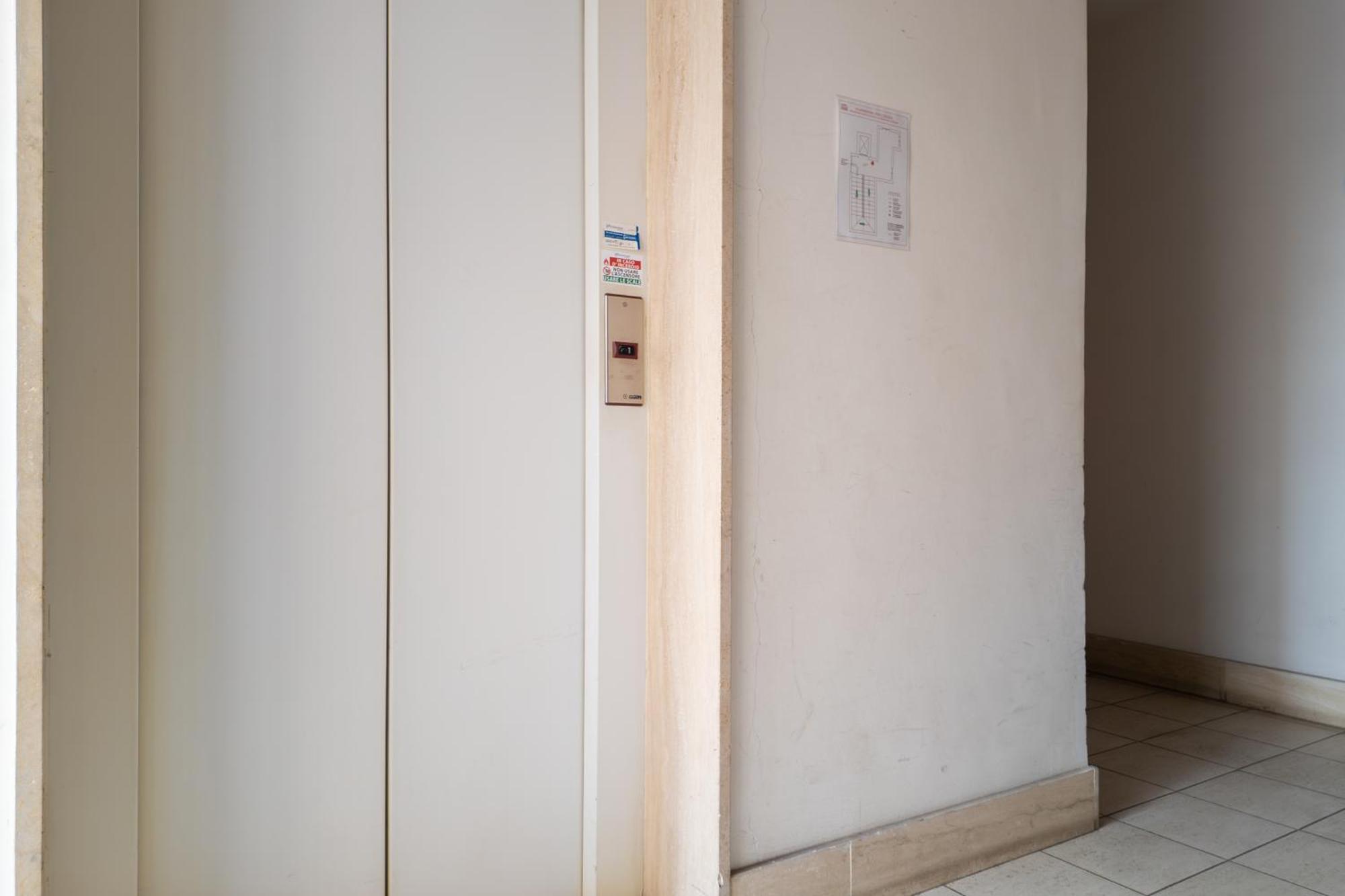 Con Terrazzo - Vicino Centro Di Apartment Rom